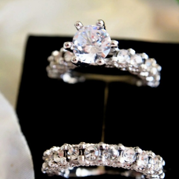 Lucky Girl Gifts Jewelry - Vintage 6 Prong Stacking Ring Set